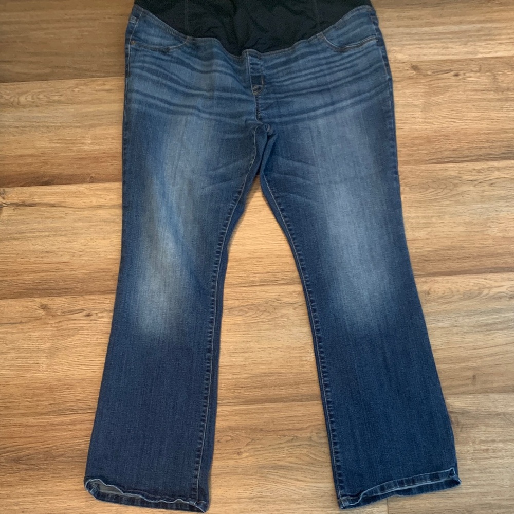 Isabel Maternity by Ingrid & Isabel Blue Bootcut Maternity Jeans size 18/34R